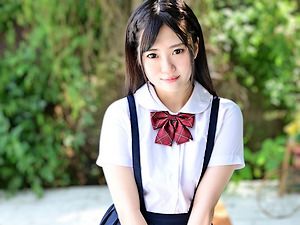 ぴよぴよ成長日記 望月ひろみ【着エロ】イチゴパンツの女子C学生妹の過激イメージビデオ【三葉優花/木南ほのか 中●生】