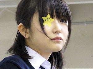 【電車痴漢】美少女JKに生挿入して孕ませ強姦したら大量失禁【深田結梨 逆さ撮り ヤバイやつ ロリ 女子高生】